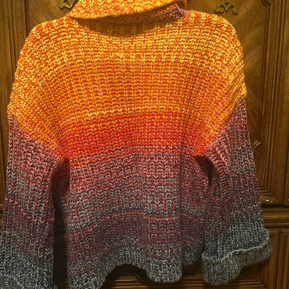 WOMENS COZY CROCHET SCOOPNECK MULTICOLORED SWEATER SIZE SMALL (LIKE NEW) - Picture 5 of 5